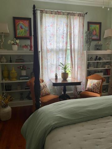 לורל Jenny'S Downtown Hideaway Bed And Breakfast מראה חיצוני תמונה