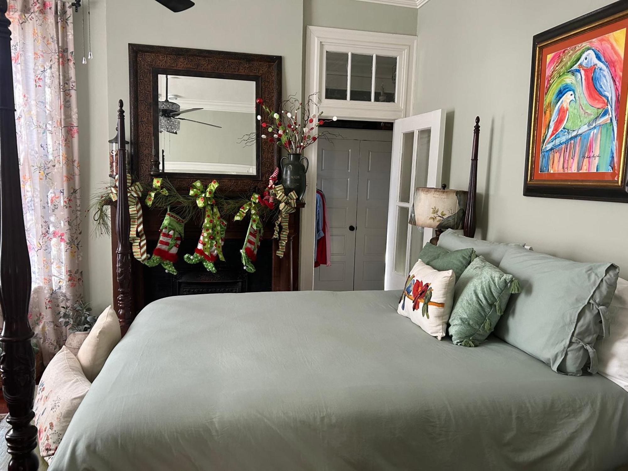 לורל Jenny'S Downtown Hideaway Bed And Breakfast מראה חיצוני תמונה